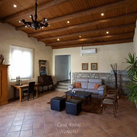 Namaste Con Tatil Evi Lleida